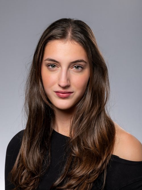 Anya J Schlössli