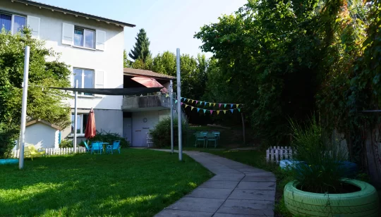 Kibe plus Kita Piccolo aussen 1