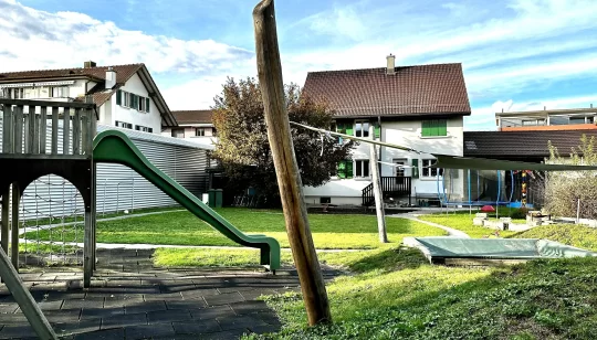 Kibe plus Kita Zibalu aussen 9